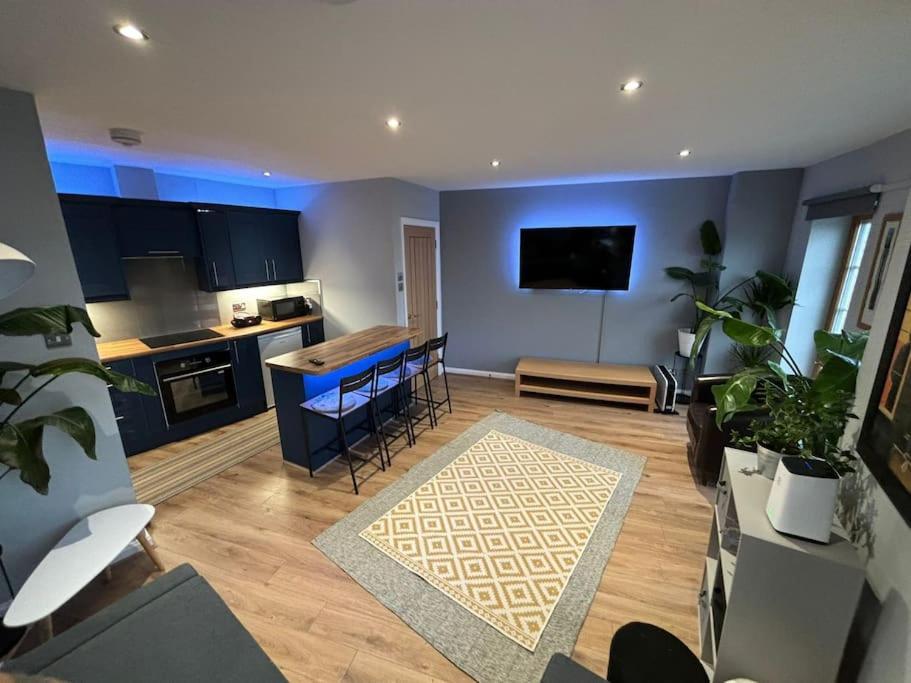 Sunshine On Leith. The River View Apartment! Эдинбург Экстерьер фото